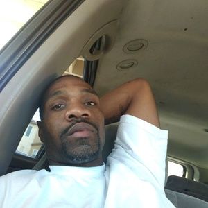 Meet your Posher, Kenney